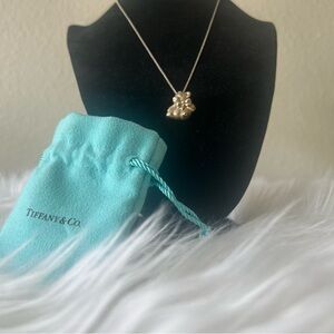 Tiffany & Co teddy Bear Vintage Pendant And Necklace